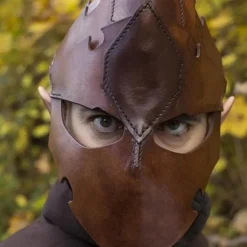 Epic Armoury Attentäter Helm, Braunes Leder, LARP -Säbel Rabatt attentaeter helm braunes leder larp 3