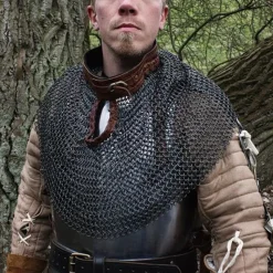 Epic Armoury Bischof Mantel, Kettenhemd Kragen