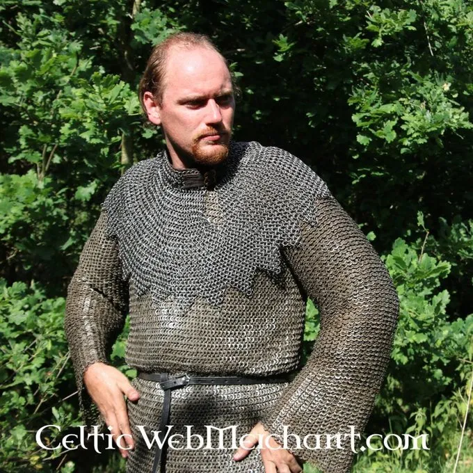 Ulfberth Bischofsmantel Nieted Rundringe 6 Ulfberth Bischofsmantel Nieted Rundringe – Bild 4