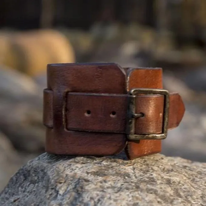 Epic Armoury Lederarmband 8 Epic Armoury Lederarmband – Bild 6